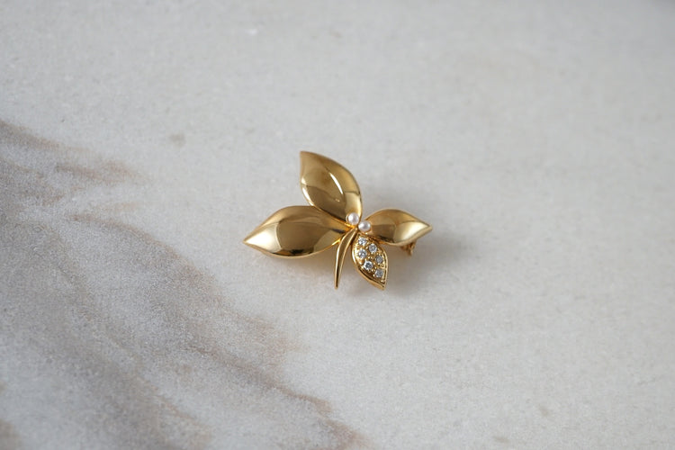 Lily Fly Broach